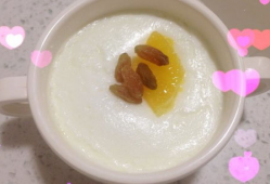 双皮奶的做法视频,轻松学会传统甜品制作技巧